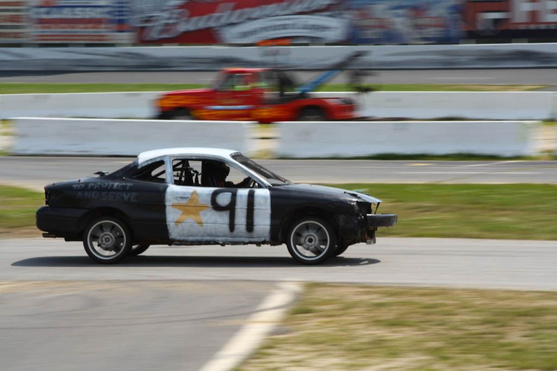 Illustration for article titled The 24 Hours Of LeMons New England 2009 Über Gallery, Part 5